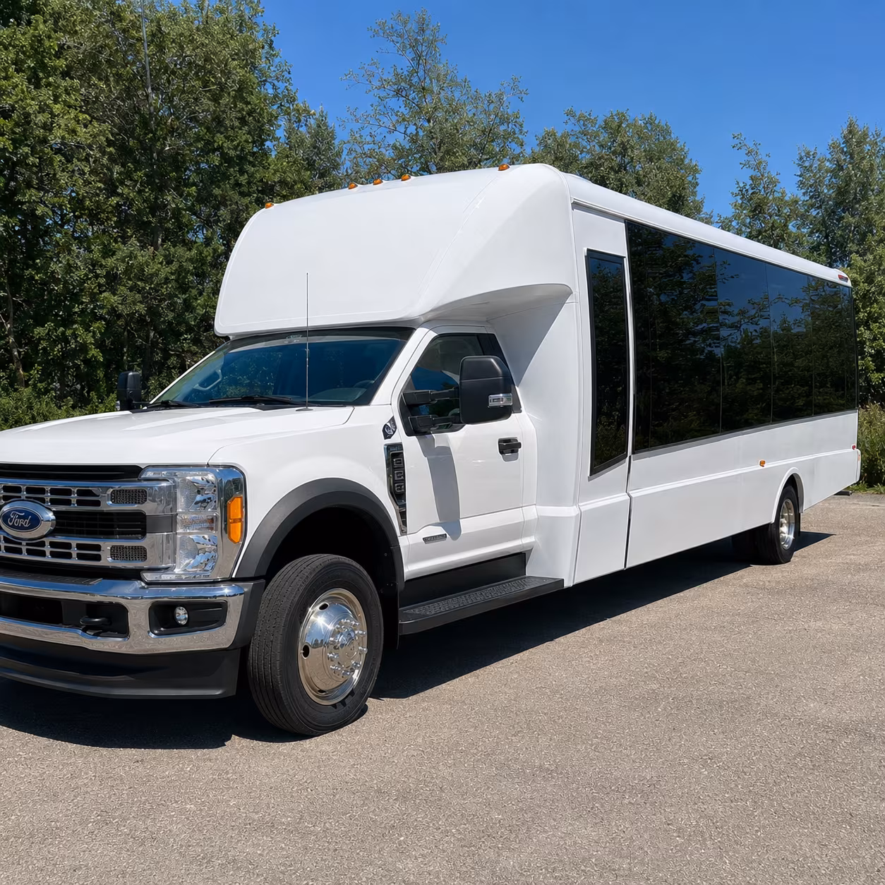 bus rentals for trade shows and large scale corporate events in southern california