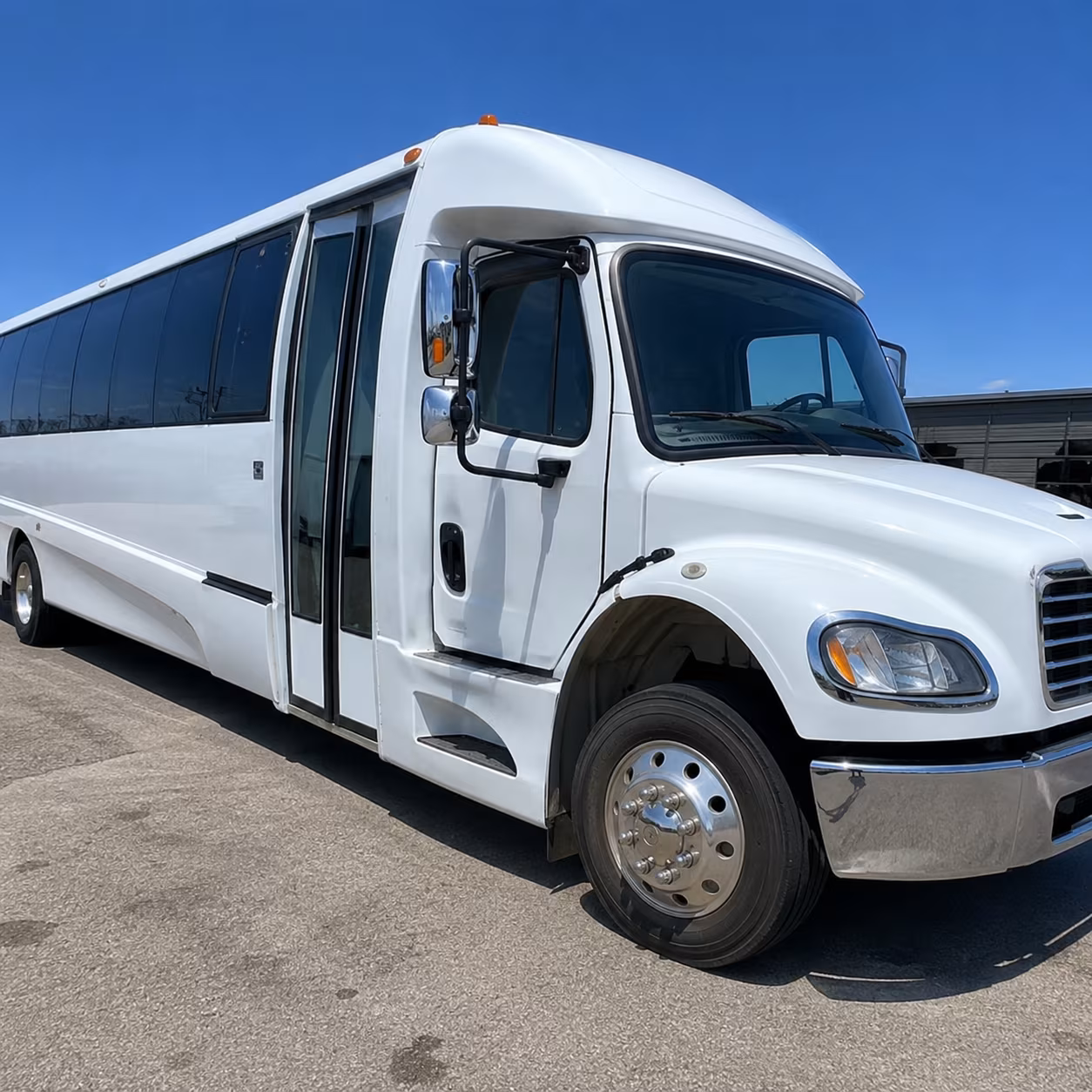 charter buses for corporate events and business travel in tustin