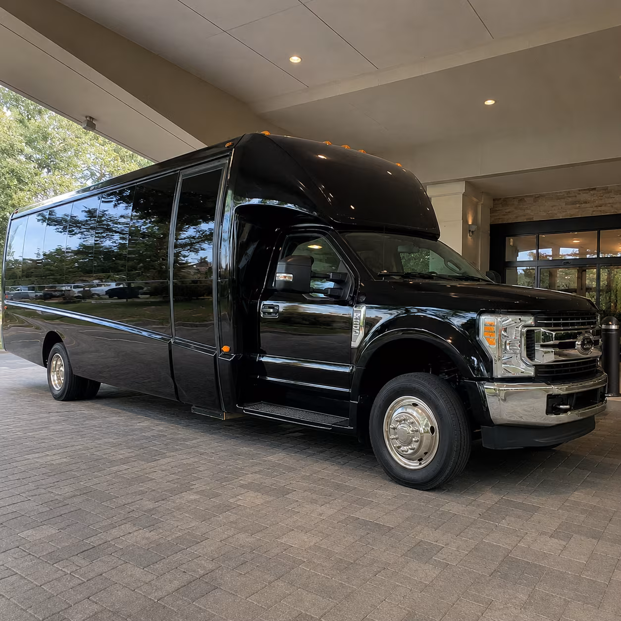 charter buses in tustin for large prom groups and school shuttles