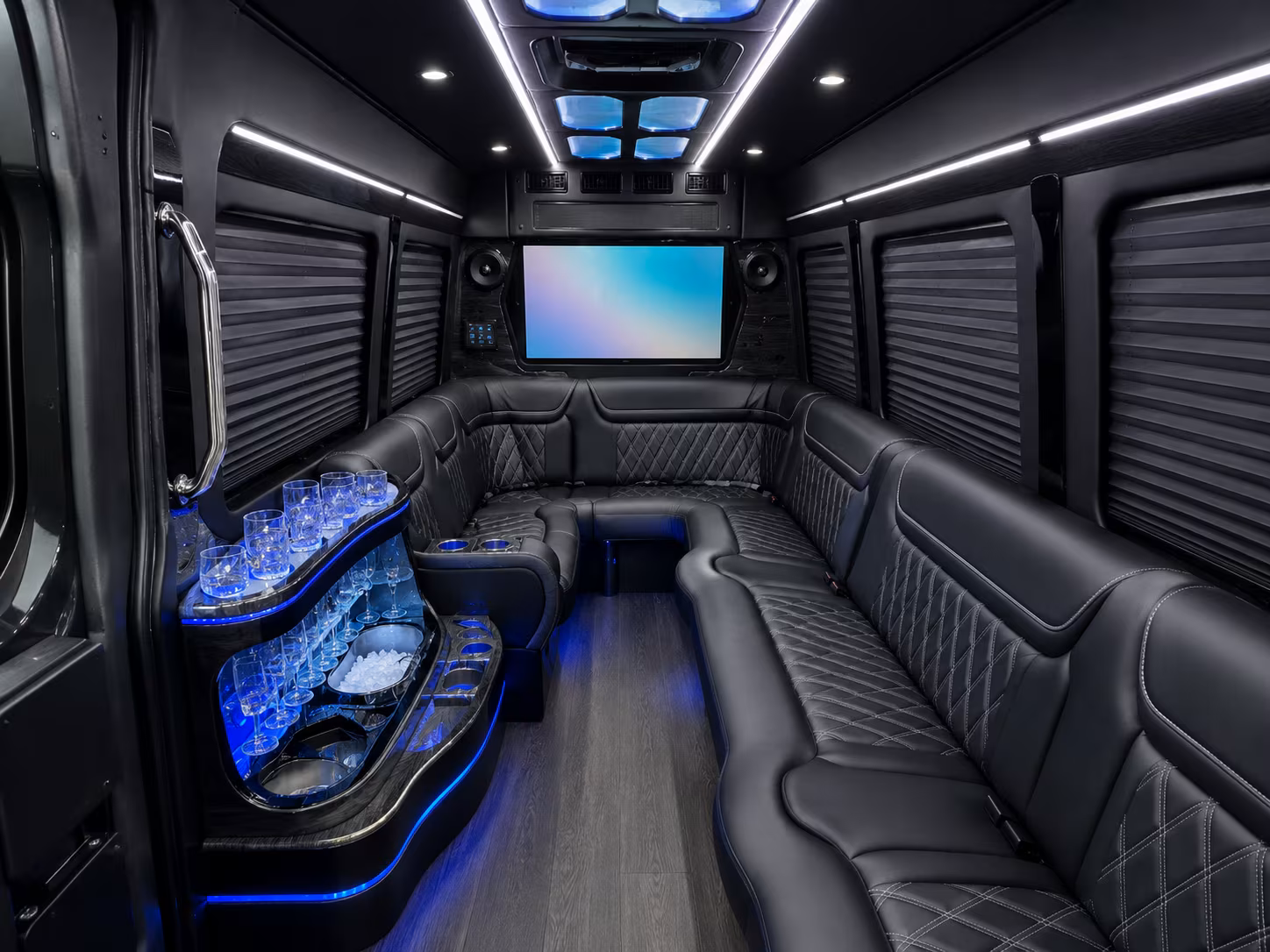 government employee commuter shuttles across tustin and the i 5 corridor